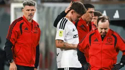 Sosa presenta visiblemente molestias físicas.