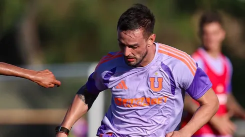 Octavio Rivero salió a dar su versión de la grave lesión que lo tiene fuera. (Foto: @udechile)