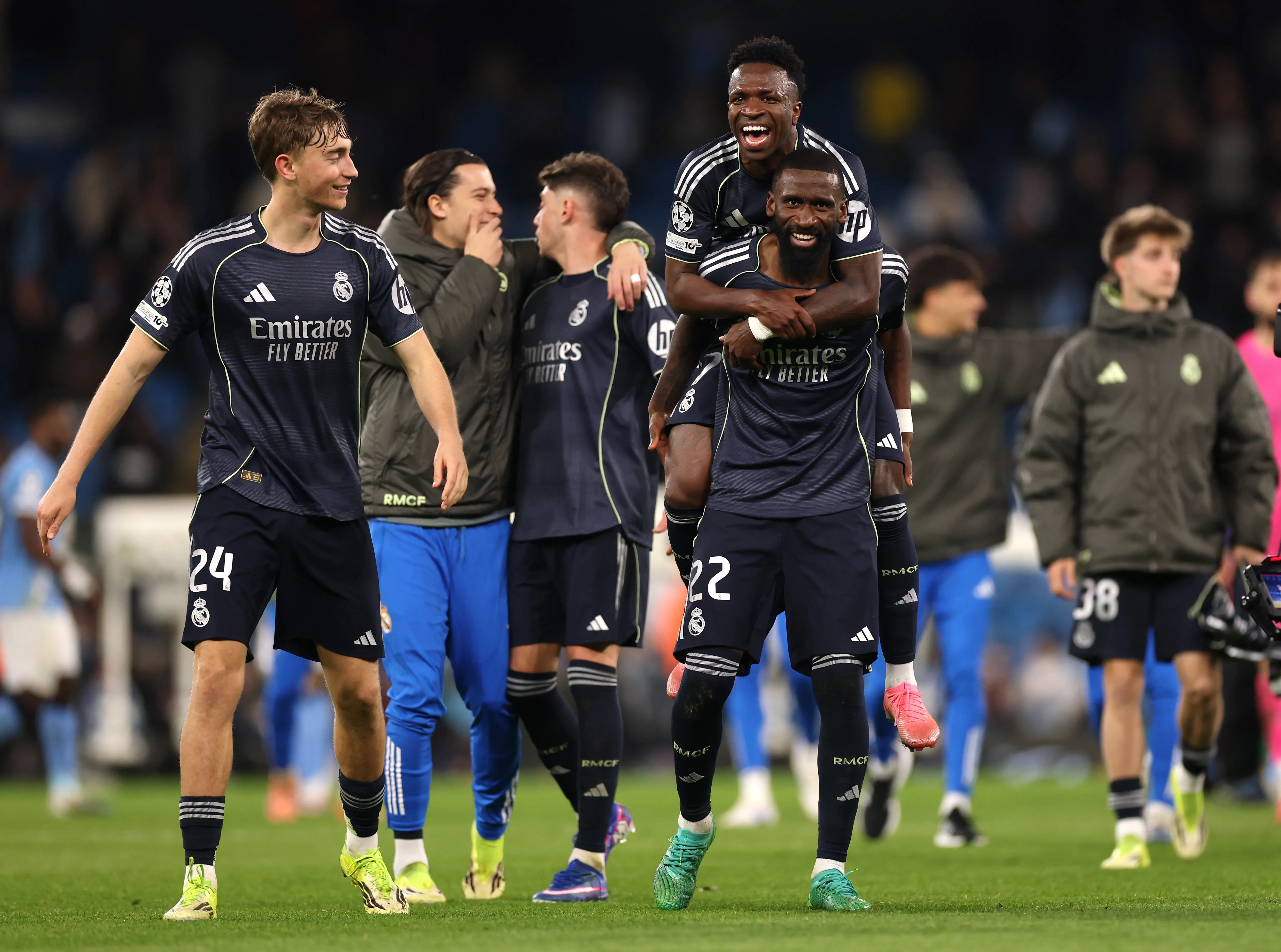 Real Madrid deja en el camino al City de Pep Guardiola. (Photo by Carl Recine/Getty Images)