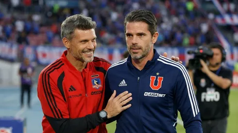 El "Tano" se candidateó solo para reemplazar a Gago, quien hoy llegaría a la U como nuevo DT. (Foto creada con IA)