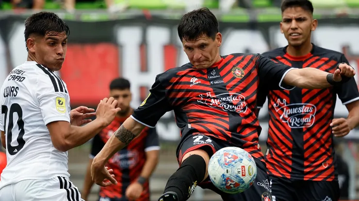 DEportes Limache arriesga resta de puntos por retraso en pago de cotizaciones. (Foto: Photosport)