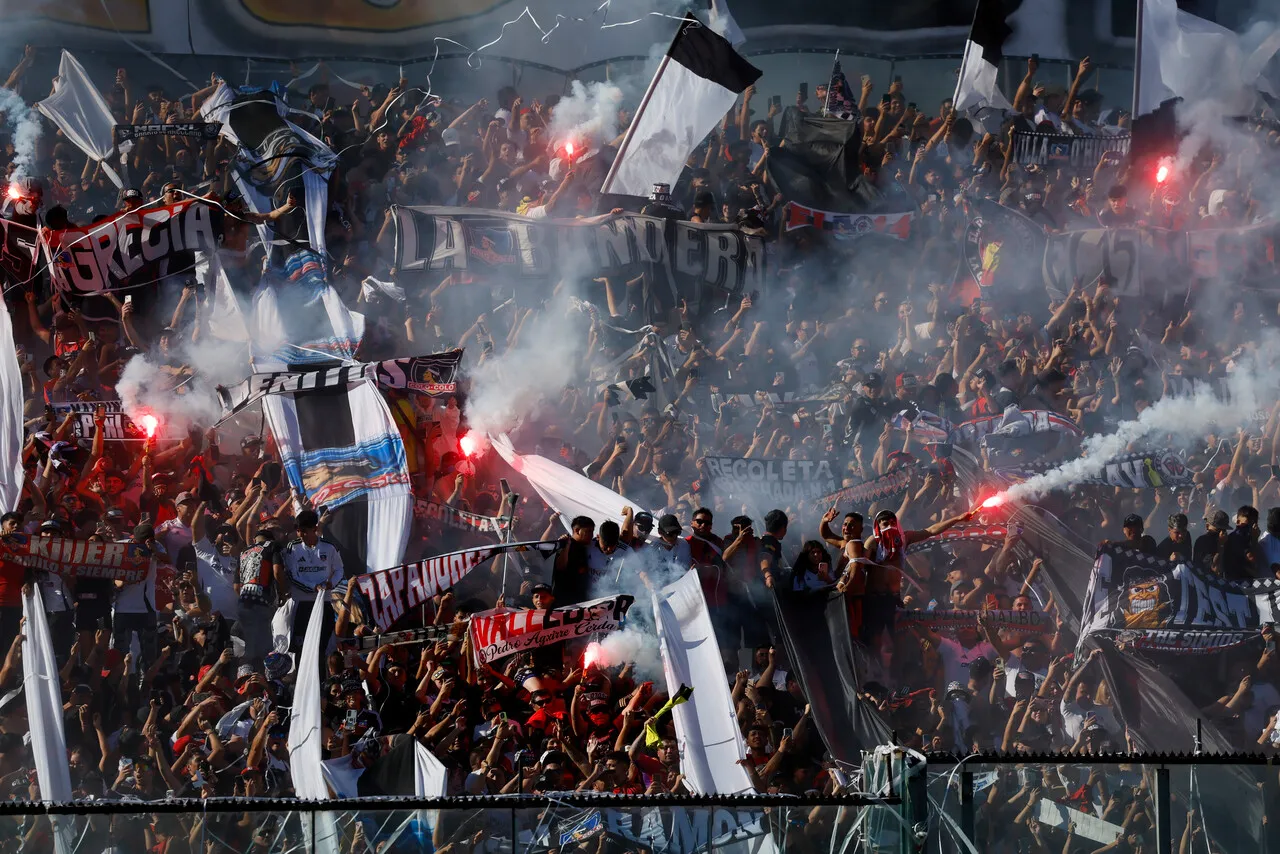 No habrá hinchas albos en Concepción. | Foto: Photosport