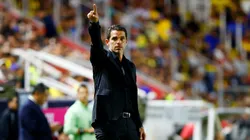 Gago ya tendría fecha para su debut.