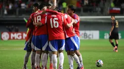 Este joven jugador de La Roja recibe elogios desde su división.