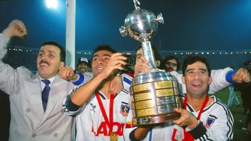 Una camiseta de Colo Colo 1991 será subastada por una urgente necesidad.