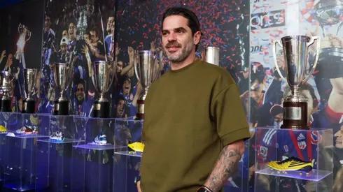 Fernando Gago fue oficializado como nuevo director técnico de Universidad de Chile.