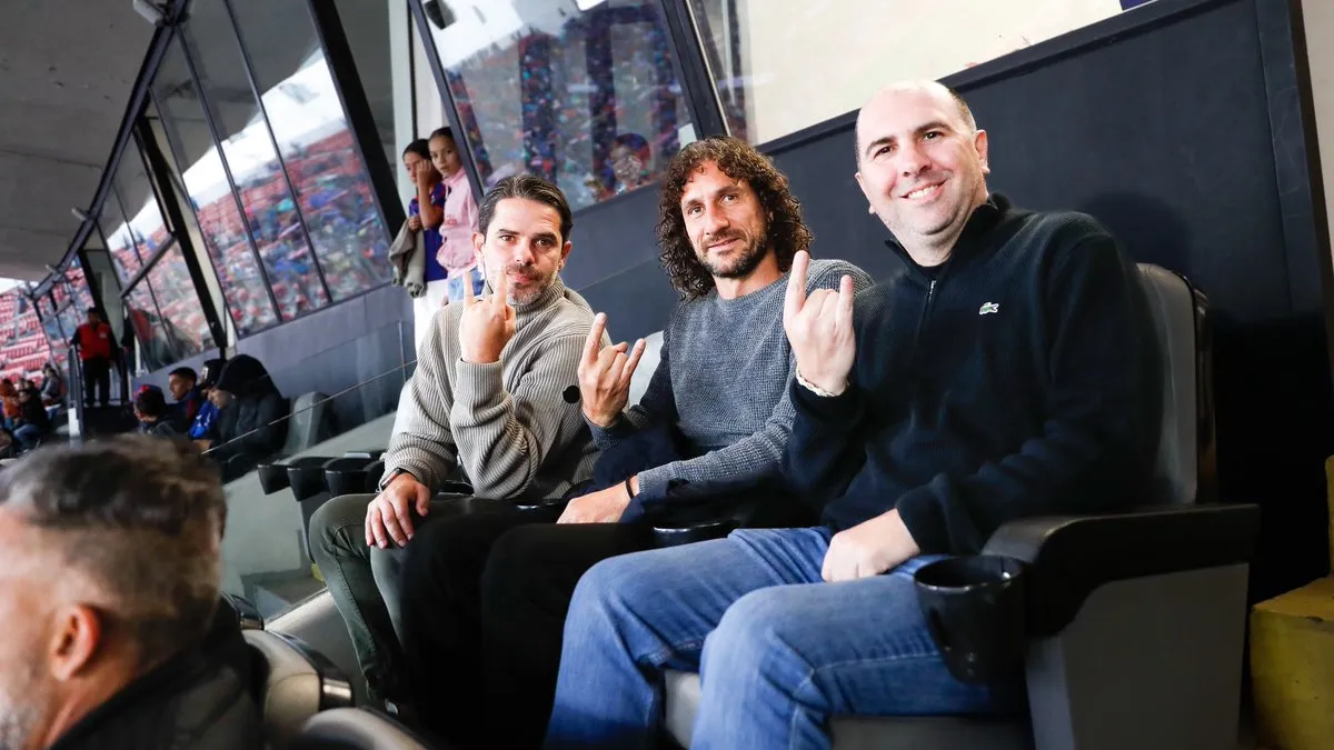 Fernando Gago estuvo junto a su cuerpo técnico en el Coloso de Ñuñoa viendo a la U | FOTO: Universidad de Chile