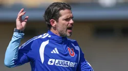 Fernando Gago dirigió su primera práctica en la U.