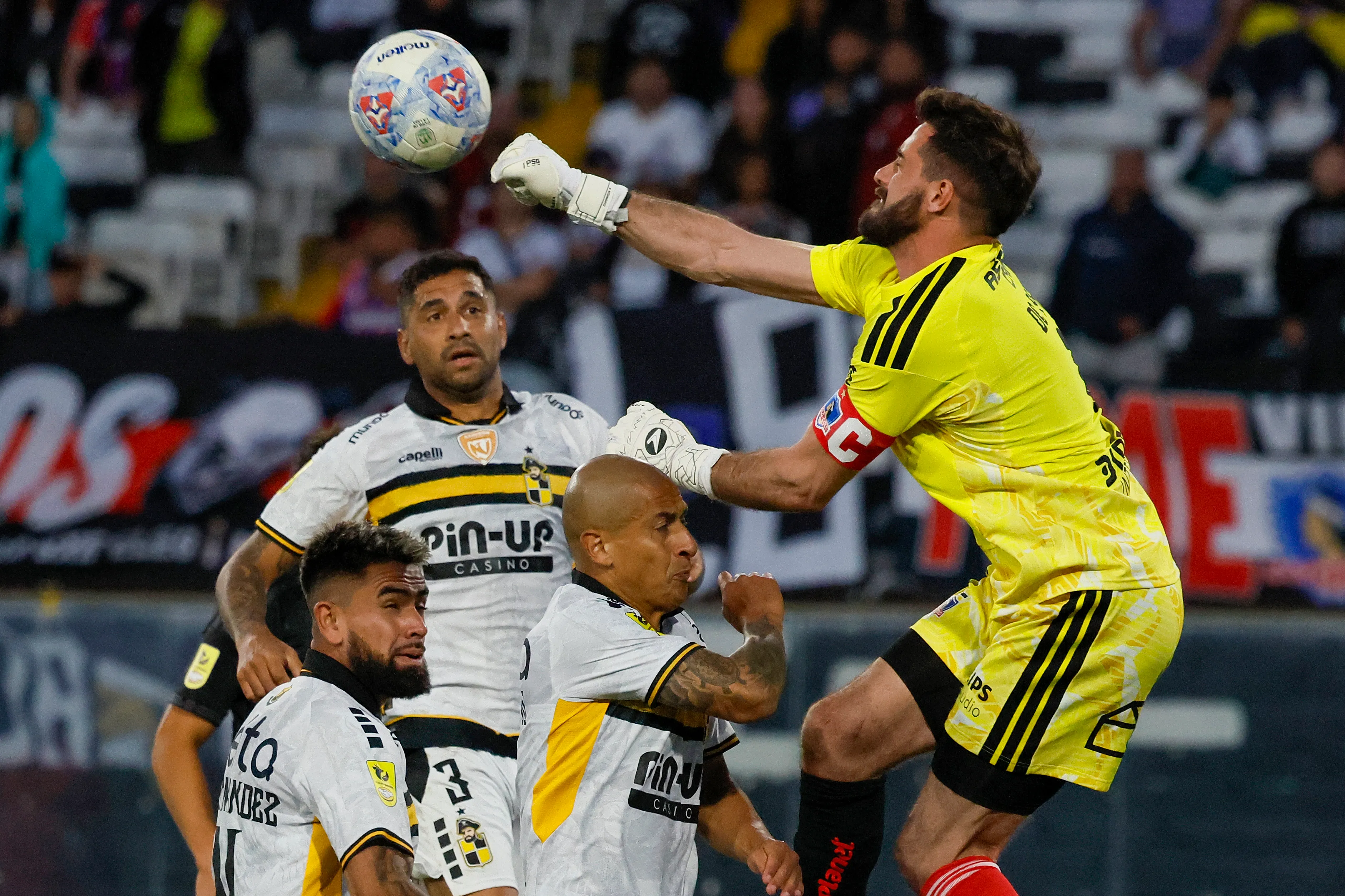 Fernando de Paul afirma que Colo Colo no priorizará un torneo sobre otro