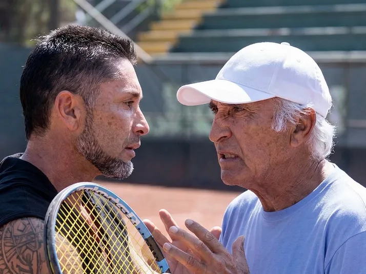"No soy su suegro": Pato Cornejo se las canta claritas al "Chino"