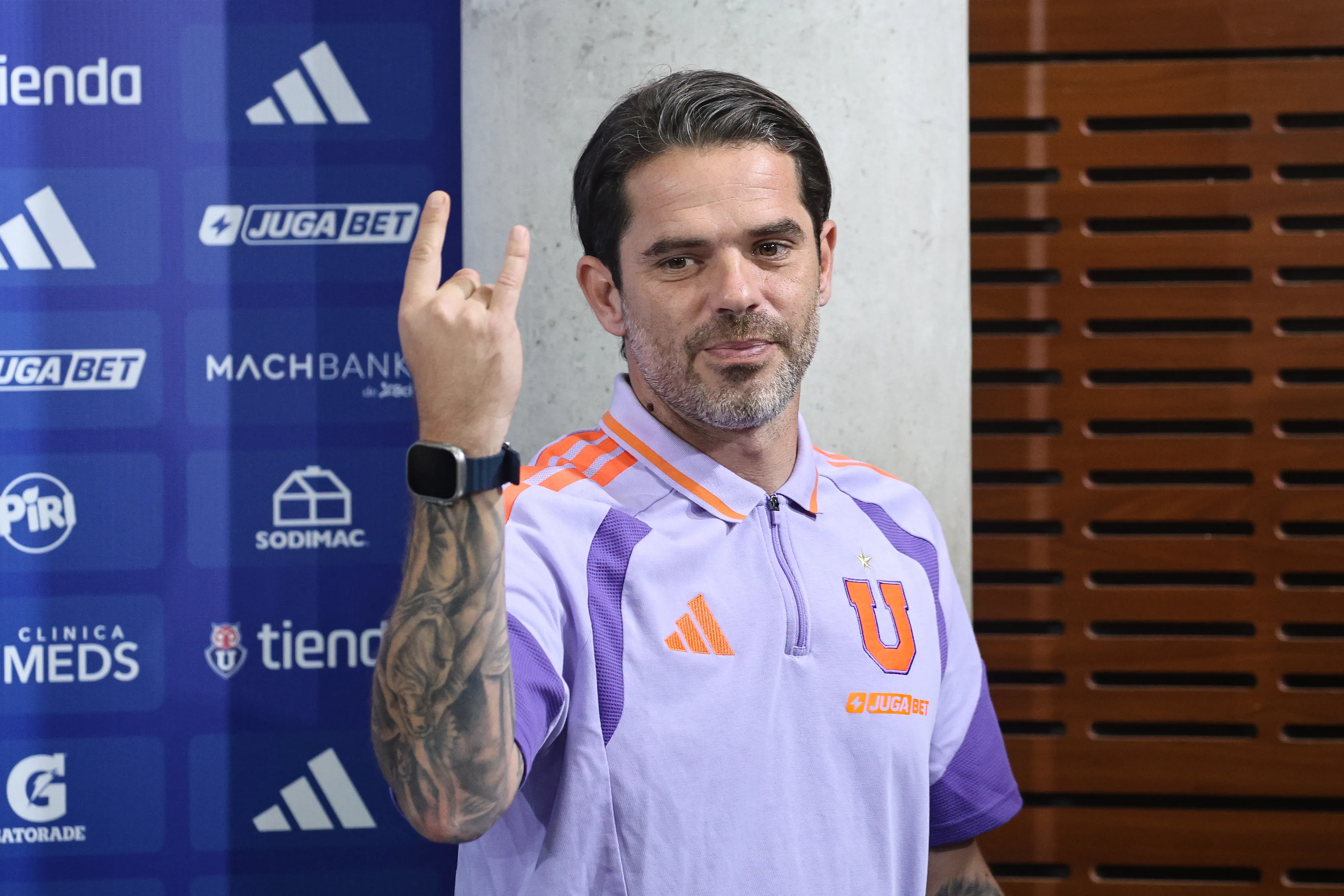 Fernando Gago desmintió haber solicitado refuerzos en Universidad de Chile. (Imagen: Photosport)