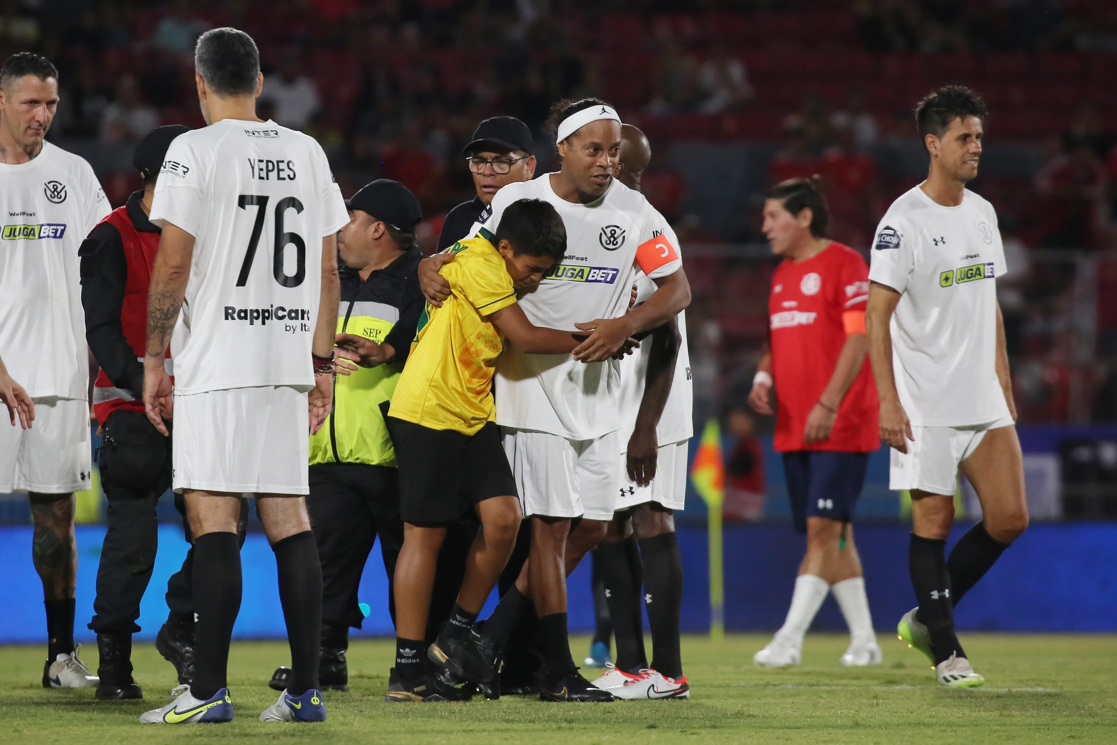 Ronaldinho era una de las atracciones del Duelo de Leyendas | FOTO: Marcelo Hernandez/Photosport