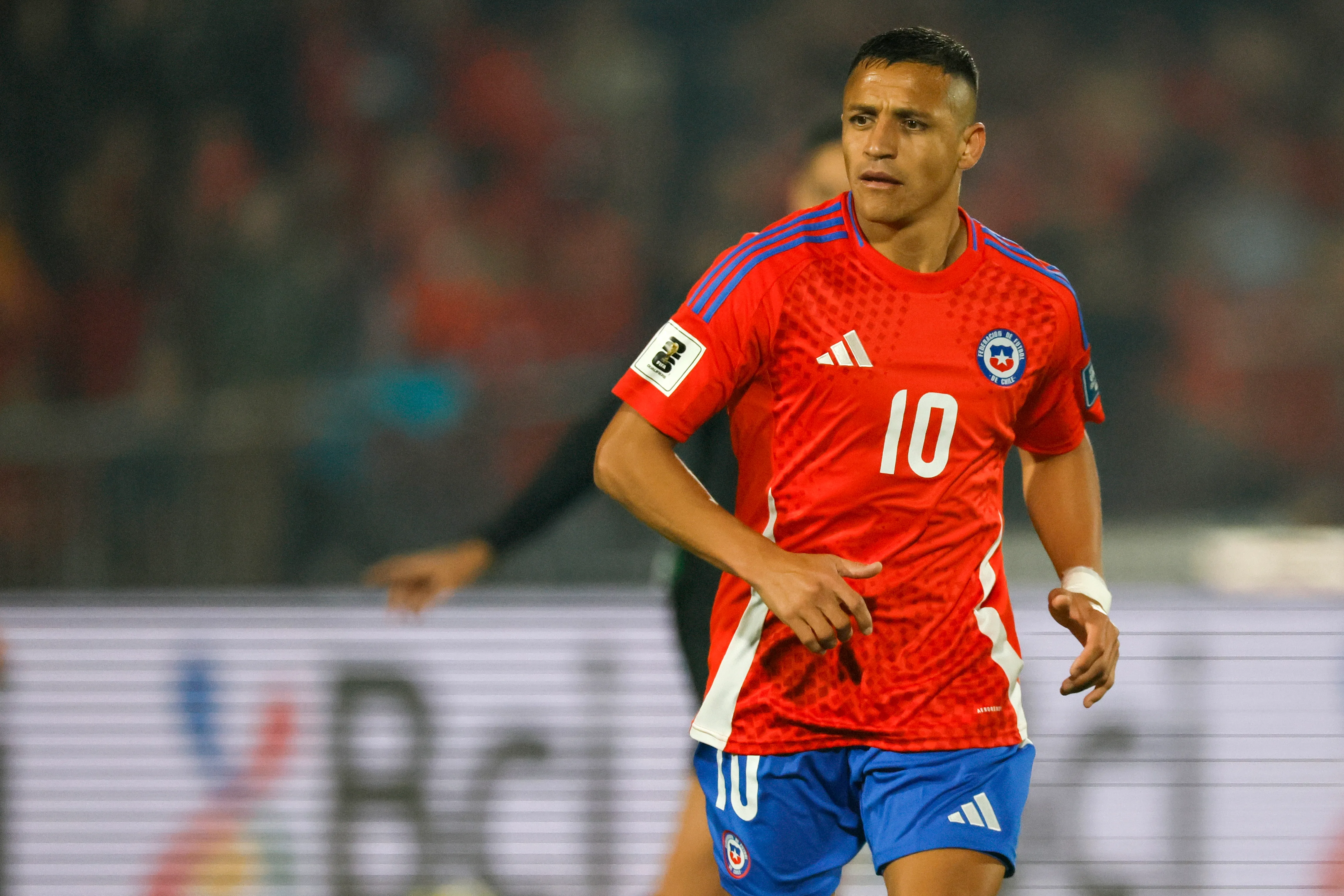 Paredes pide a Alexis en la selección