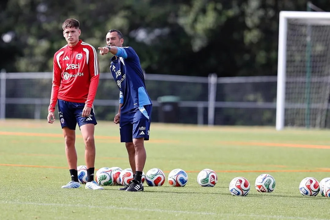 César Cortés, de ser campeón con Universidad de Chile al staff de La Roja. (Foto: Comunicaciones ANFP)