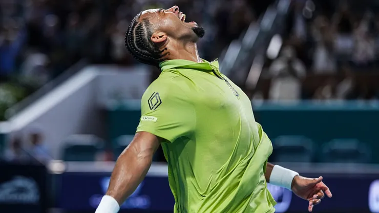 Arthur Fils avanzó a semifinales donde enfrentará al checo Jiri Lehecka.