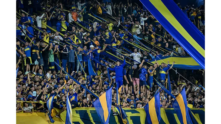 Coke Contreras quedó sorprendido con los cantos de la hinchada de Boca Juniors en la previa del duelo ante la UC.