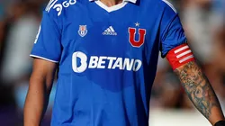 Fue capitán de Universidad de Chile y está sin club.