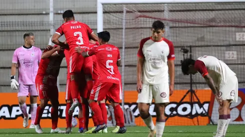 Unión La Calera gana y hace temblar a la U.