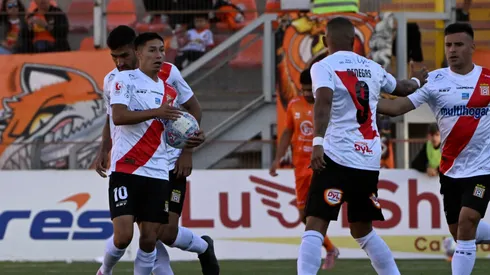 Curicó rescató empate ante Copiapó.