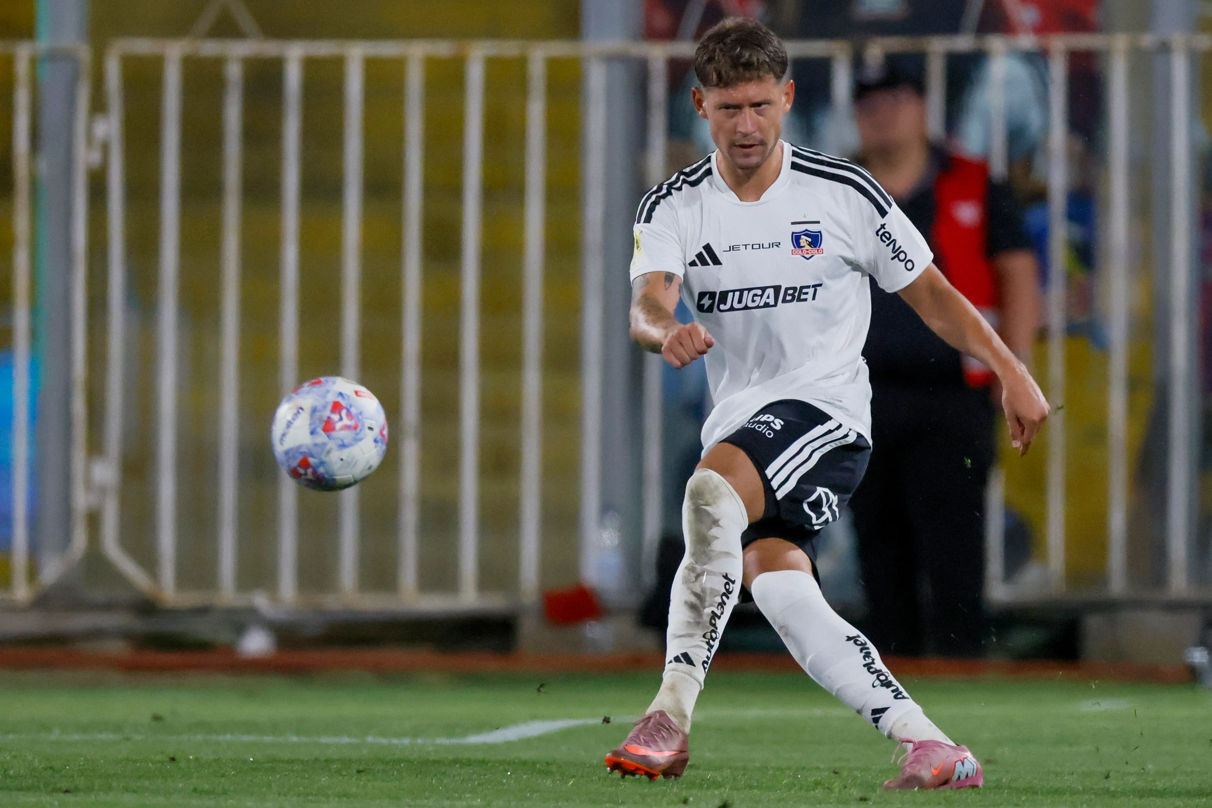 En Colo Colo están confiados en poder retener a Joaquín Sosa. (Foto: Andrés Piña/Photosport)