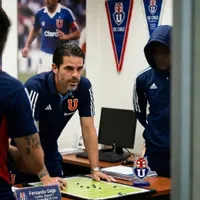 Gago convoca a tres jugadores de la U a su oficina: desclasifican los motivos de la reunión