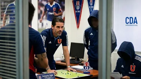 Gago tuvo una reunión privada con tres futbolistas azules.