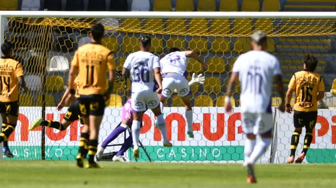 Coquimbo Unido trepó a la cima del Grupo A