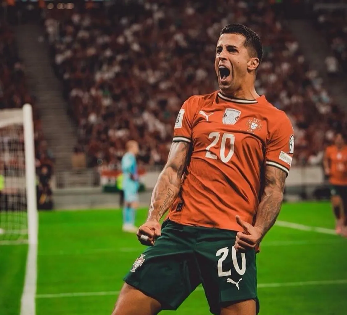 Joao Cancelo ilusiona a Portugal