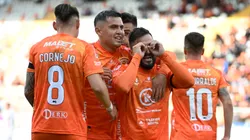 Cobreloa gana con polémica y trepa al primer lugar en la Primera B.