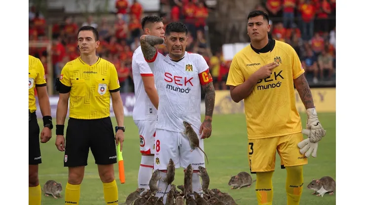 Pato Rubio lamenta esta situación en el fútbol chileno (Imagen generada con IA).