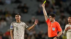 Darío Osorio se fue expulsado por doble amarilla.