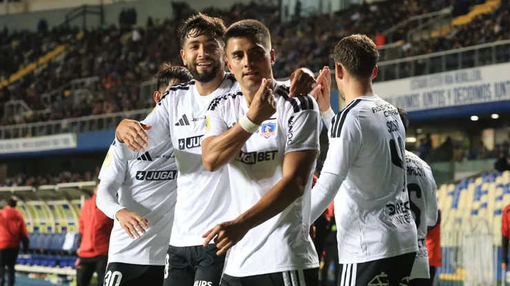 Celebra Colo Colo.