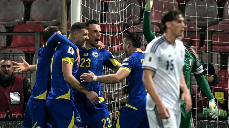 Bosnia deja a Italia por tercera vez sin Mundial (Photo by Getty Images/Getty Images)