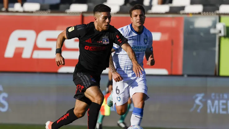 Colo Colo vence a Huachipato y es líder del Grupo A.