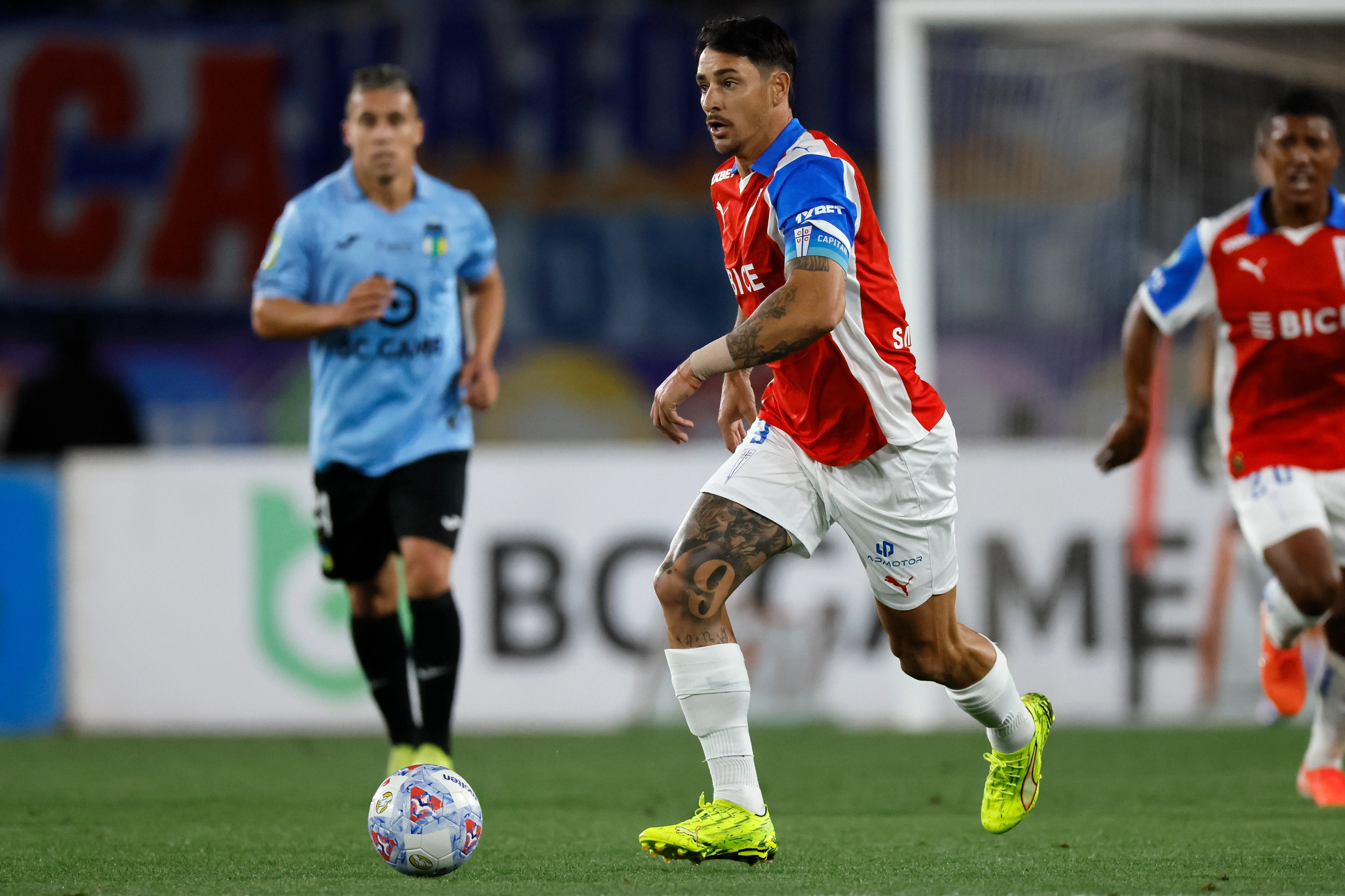 El partido de la UC y Boca se acerca a pasos agigantados | FOTO: Andres Pina/Photosport