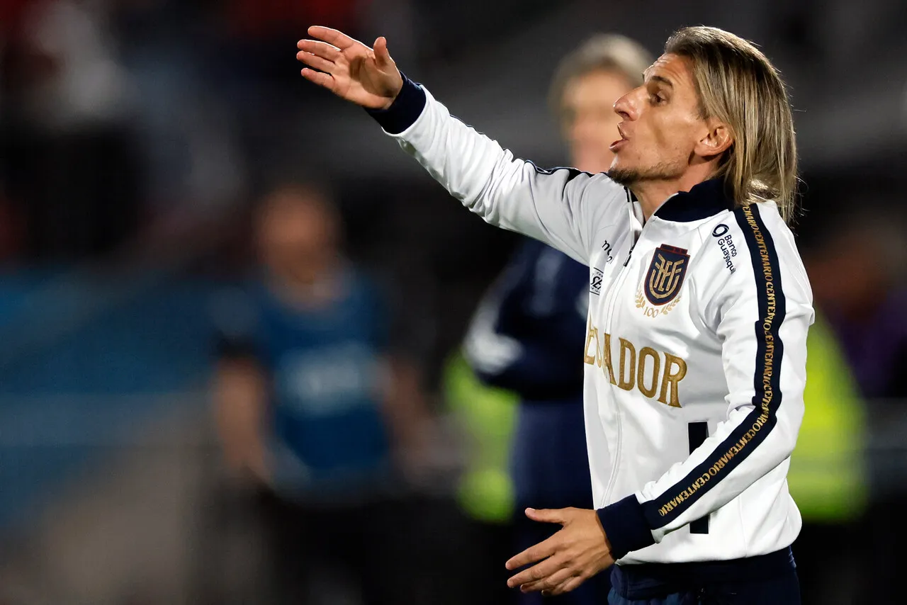 Beccacece estaría tras Omar Carabalí. | Foto: Photosport