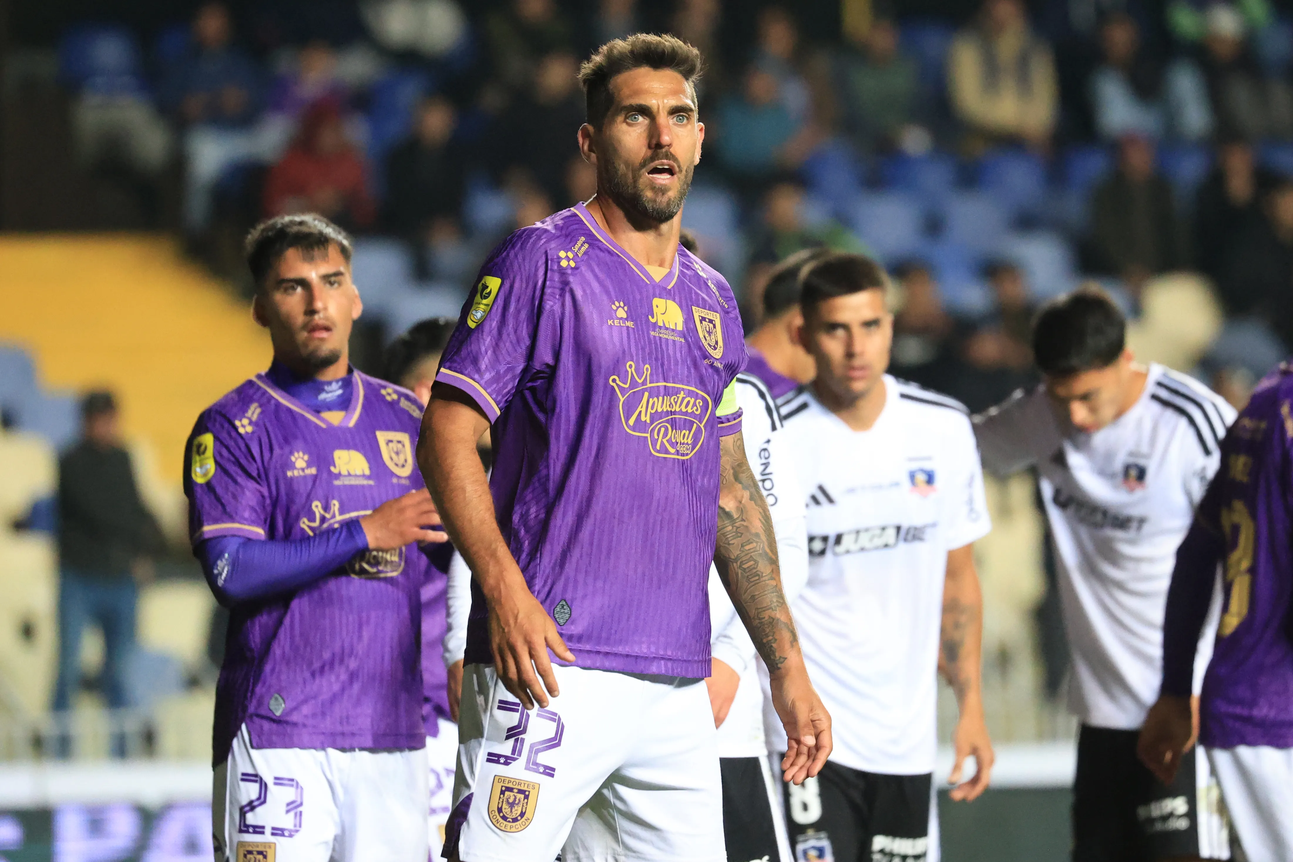 Joaquín Larrivey elogió a Arturo Vidal. (Imagen: Photosport)