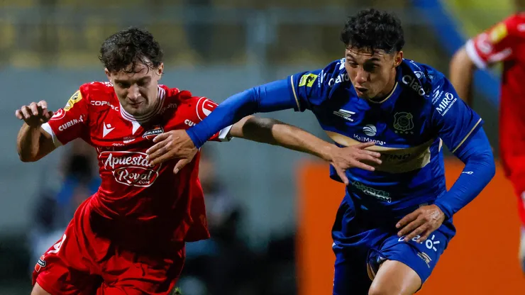 Everton de Viña del Mar y Ñublense empataron sin goles.