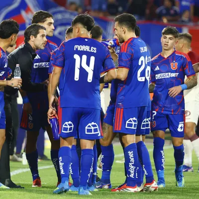 "Me estorban": Hinchas de la U pierden la paciencia con tres titulares de Gago