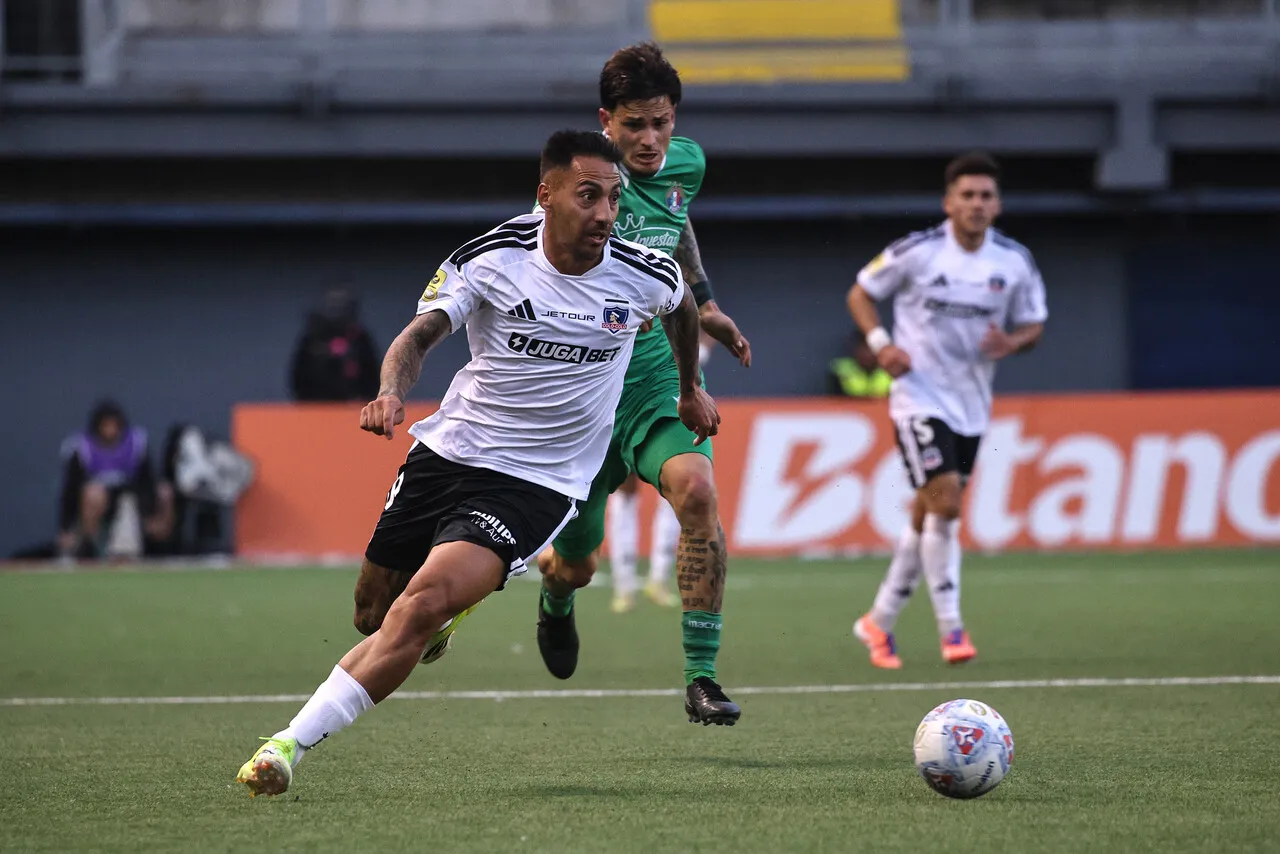 Javier Correa no ha tenido un buen arranque de temporada con Colo Colo. | Foto: Photosport