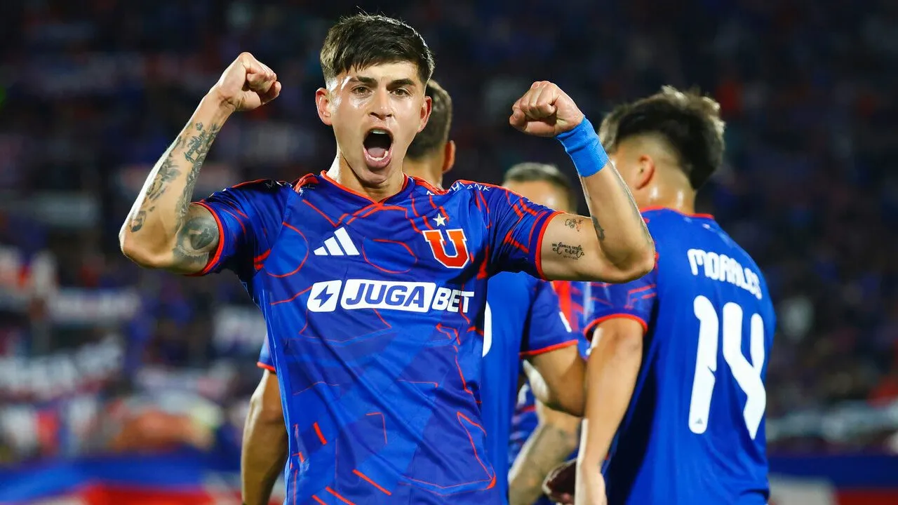 Maximiliano Guerrero, el próximo objetivo de Azul Azul para renovar contrato.