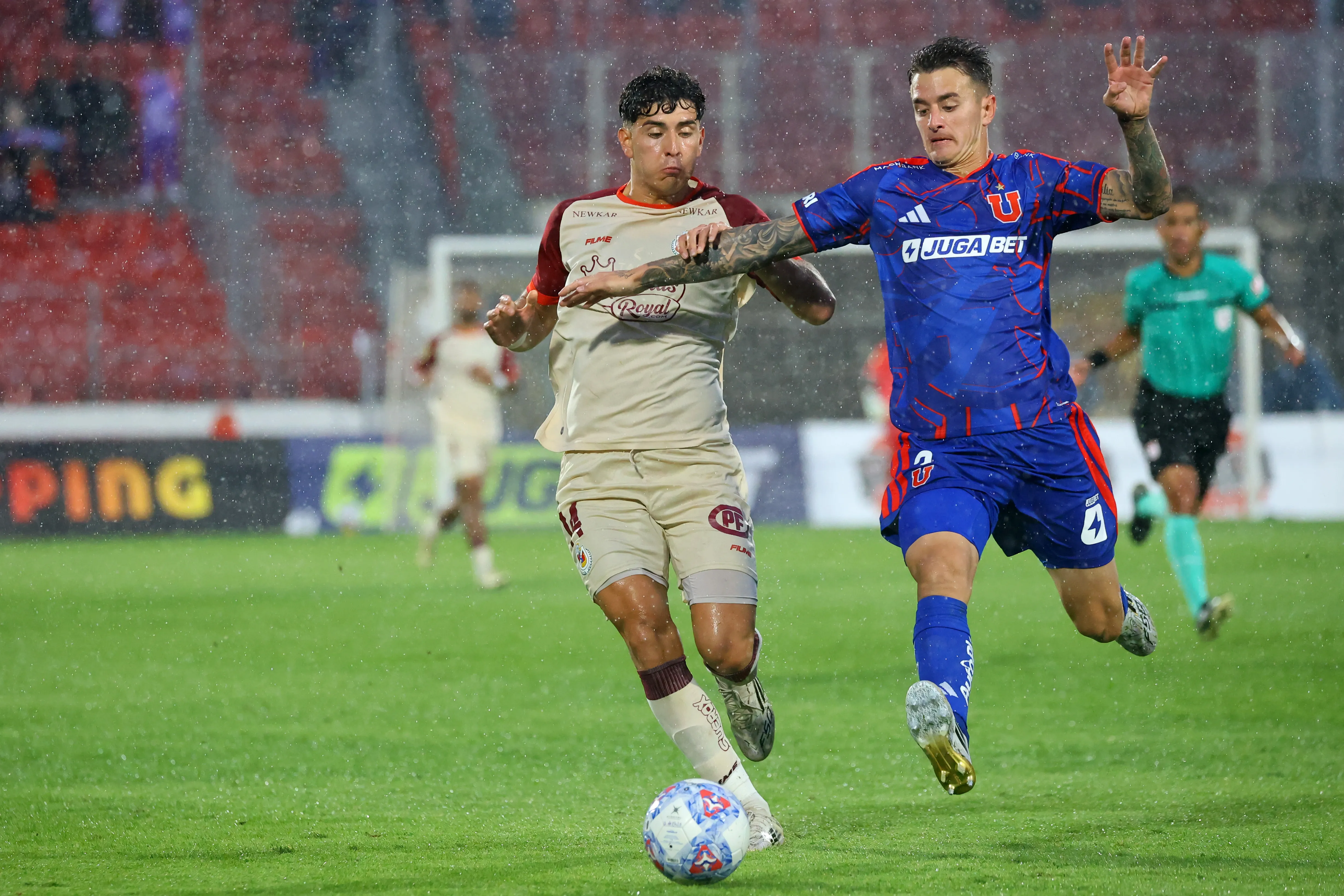 Franco Calderón ha perdido protagonismo en Universidad de Chile. (Imagen: Photosport)