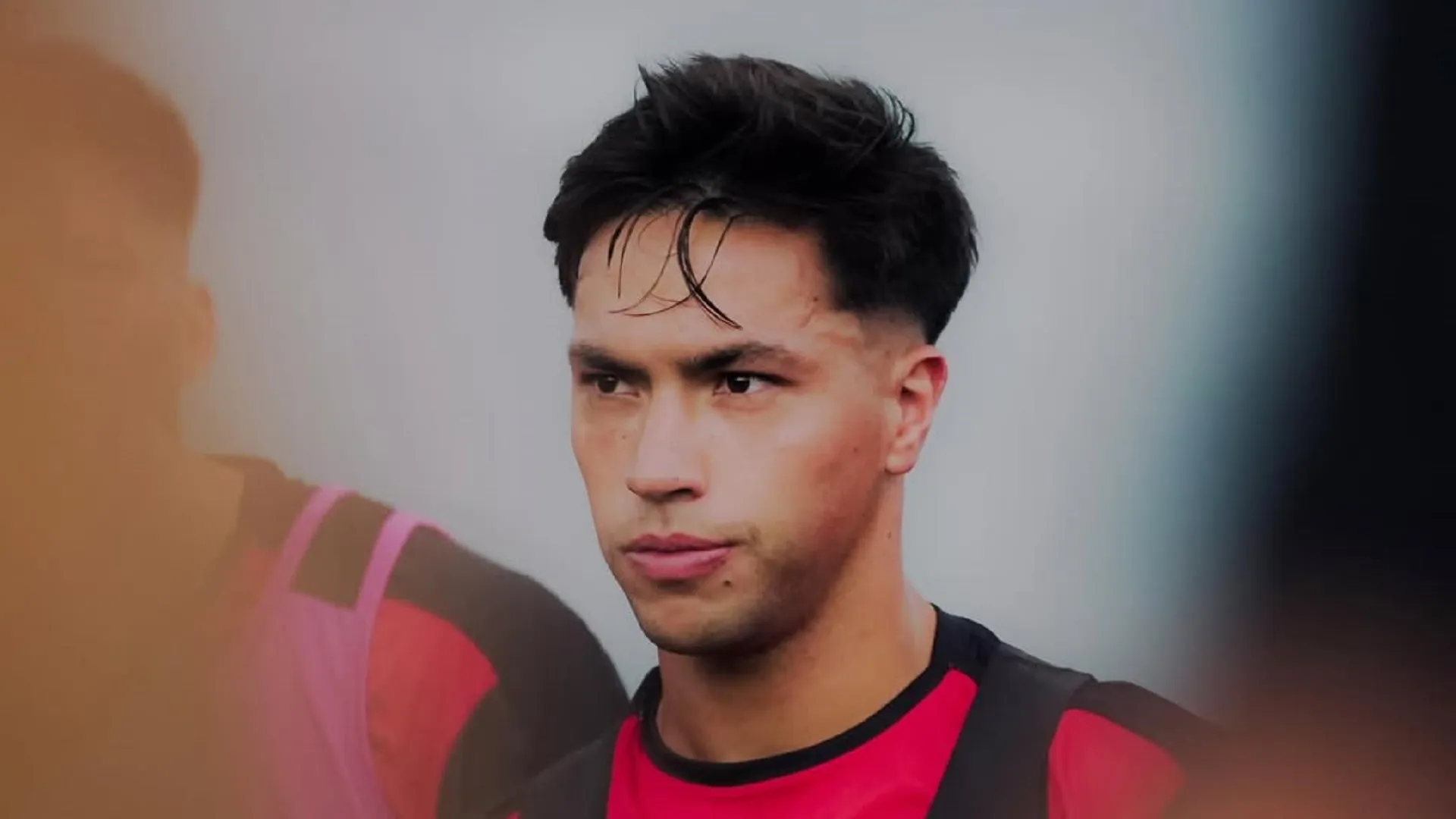 Ignacio Lago confiesa su homosexualidad mientras brilla en el fútbol argentino. (Foto: Colón)