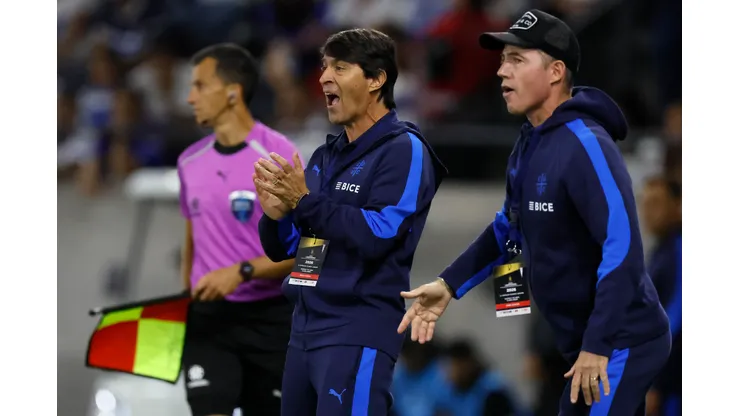 Coke Hevia le cae con todo a Daniel Garnero.