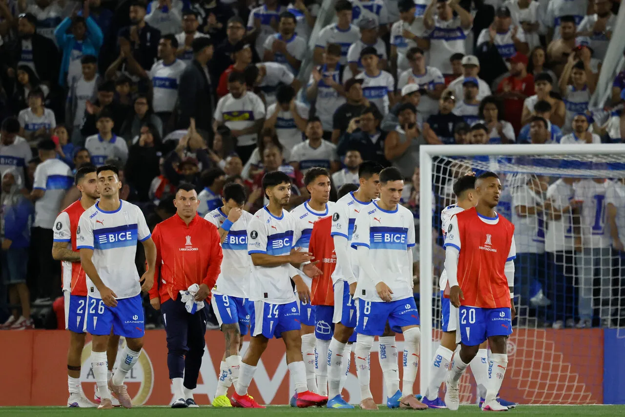 La UC cayó ante Boca. | Foto: Photosport