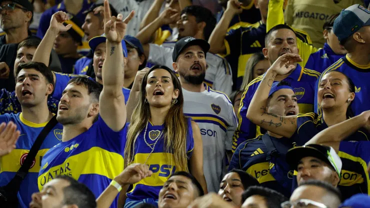 Hinchas argentinos sufren en Chile.