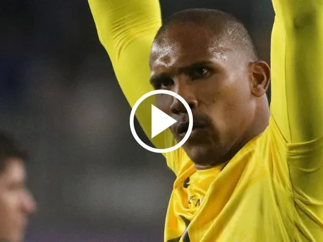 VIDEO: Omar Carabalí se lució con estas tapadas en la Copa Sudamericana