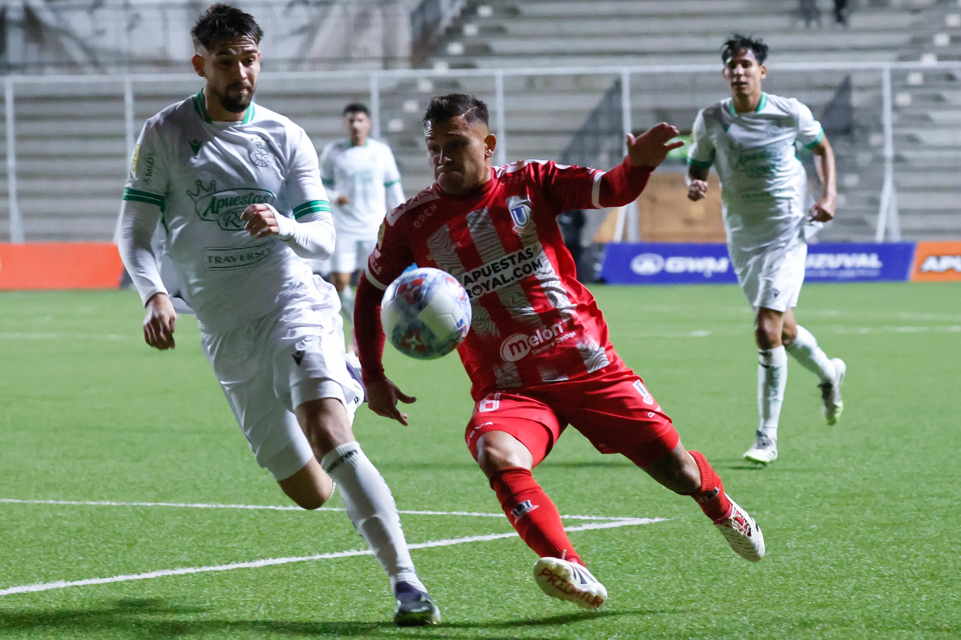Unión La Calera fue sancionada por exceder los cupos para extranjeros. (Imagen: Photosport)