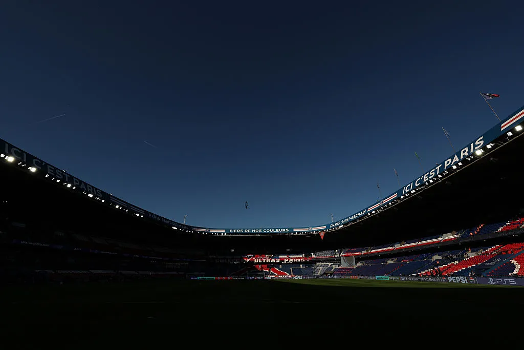 El estadio Parque de los Príncipes está listo para albergar al PSG vs. Liverpool. (Photo by Justin Setterfield/Getty Images)
