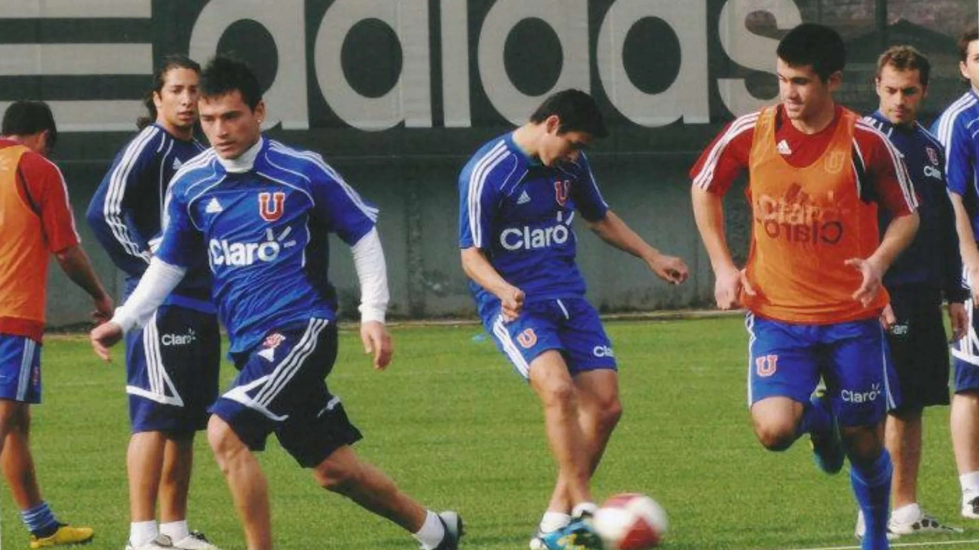 A la derecha, Cristóbal Vergara en Universidad de Chile. (Imagen: Archivo)